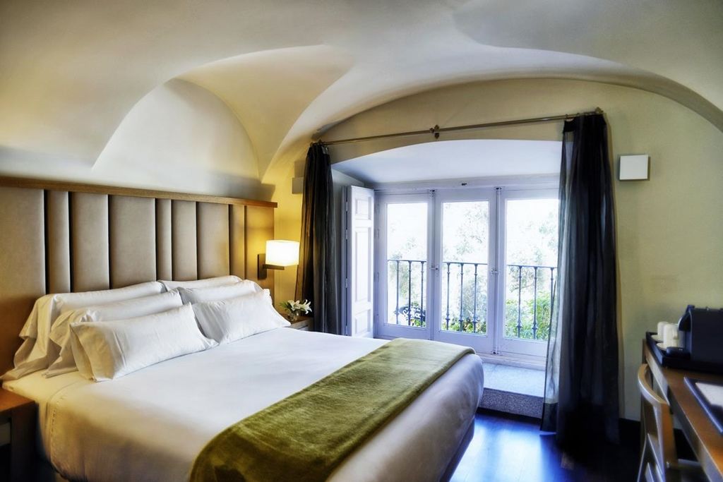 Nh Collection Madrid Palacio De Tepa Kültér fotó A room at Hotel Majestic