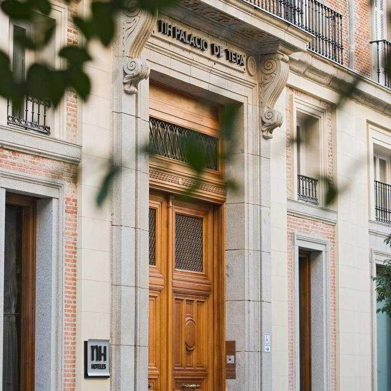 Nh Collection Madrid Palacio De Tepa Kültér fotó The front door of the house