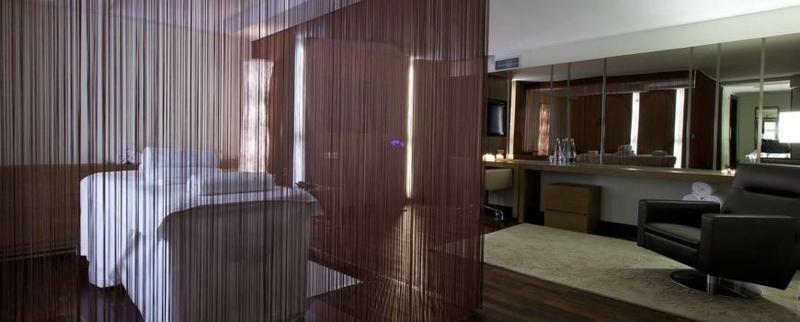 Nh Collection Madrid Palacio De Tepa Kültér fotó A room divider